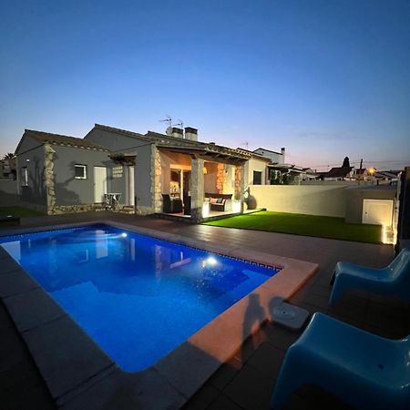 Casa En L Escala Con Piscina Y Wifi Free Villa L' Escala Eksteriør billede